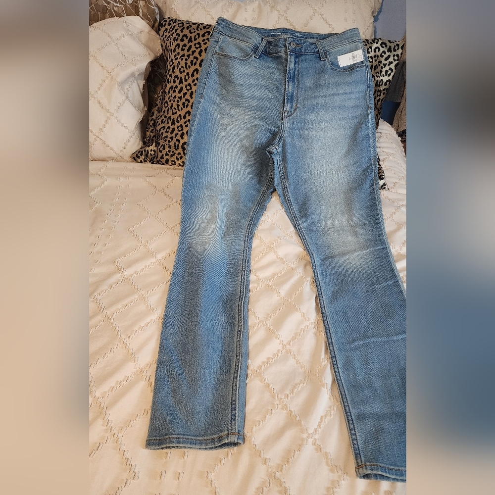 NWT Old Navy WOW Super Skinny Jeans
